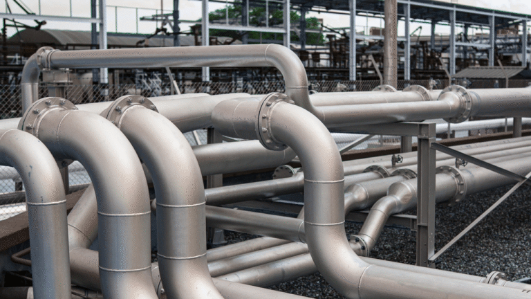 Nitrogen, Vacuum, and Inert Gas Piping Solutions by Luthra Projects